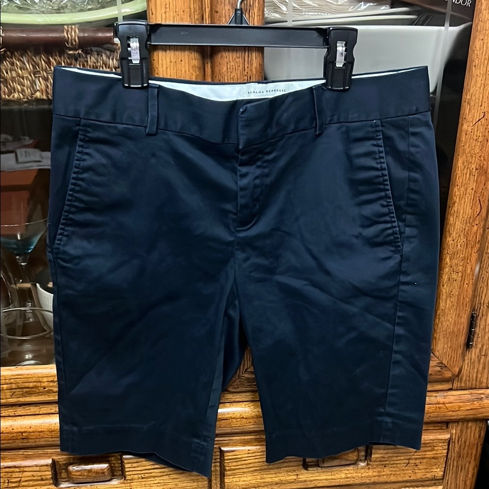 Women’s Banana Republic Navy Shorts